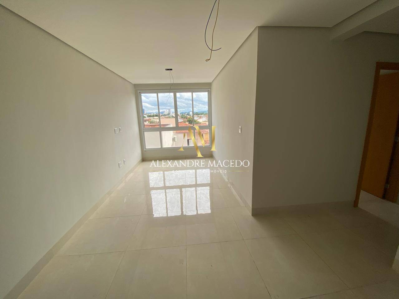 Apartamento à venda com 3 quartos, 77m² - Foto 9