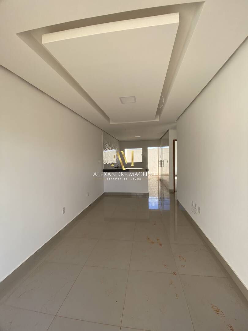 Casa à venda com 3 quartos, 150m² - Foto 4