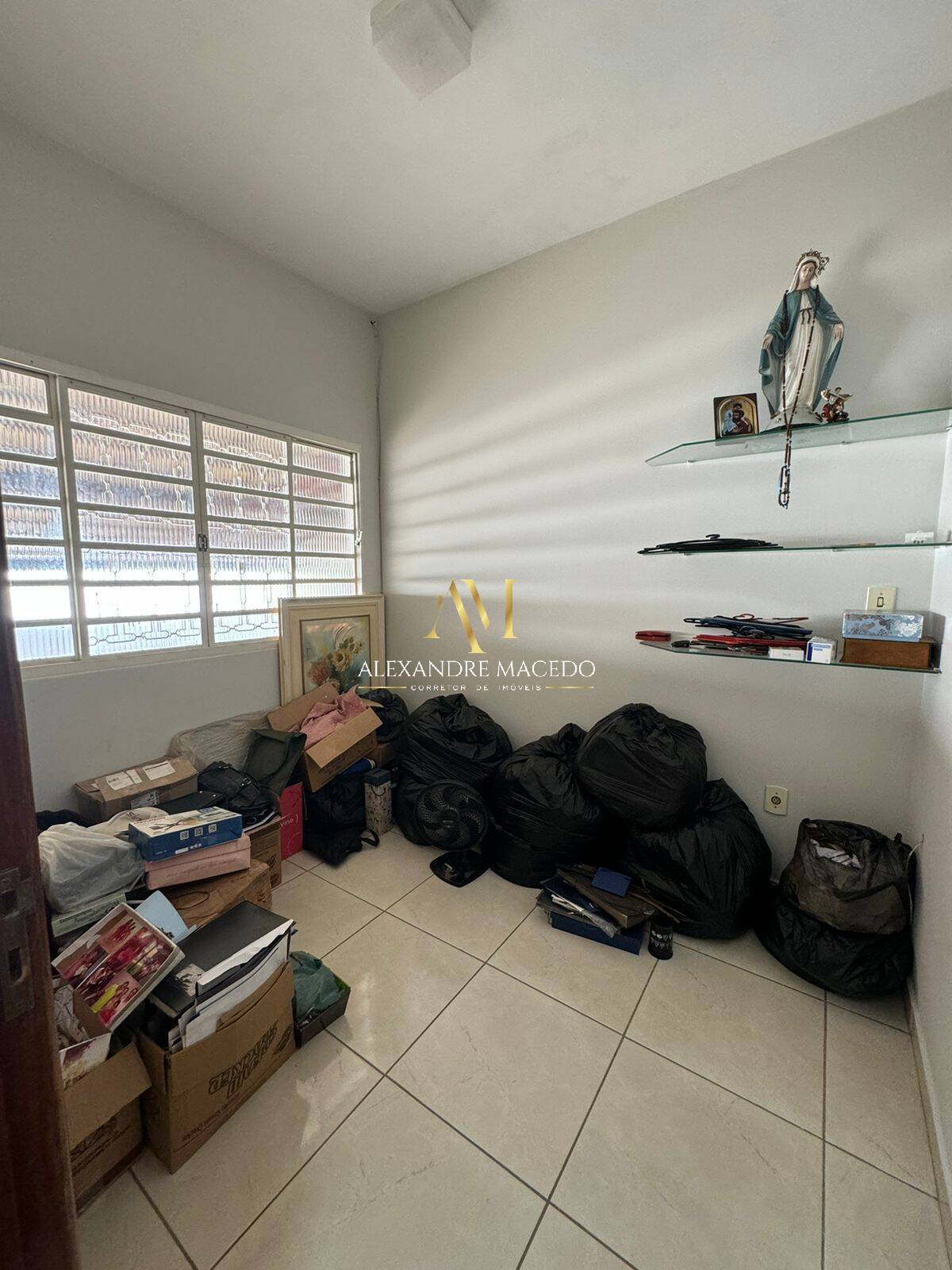 Casa à venda com 4 quartos, 248m² - Foto 14