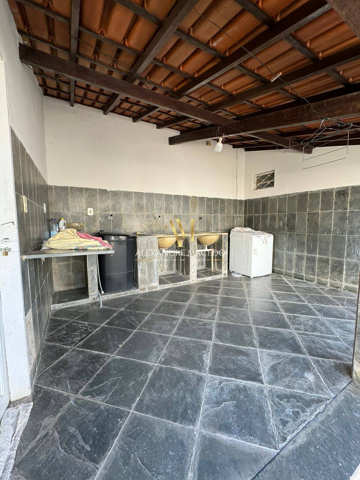 Casa à venda com 4 quartos, 248m² - Foto 19