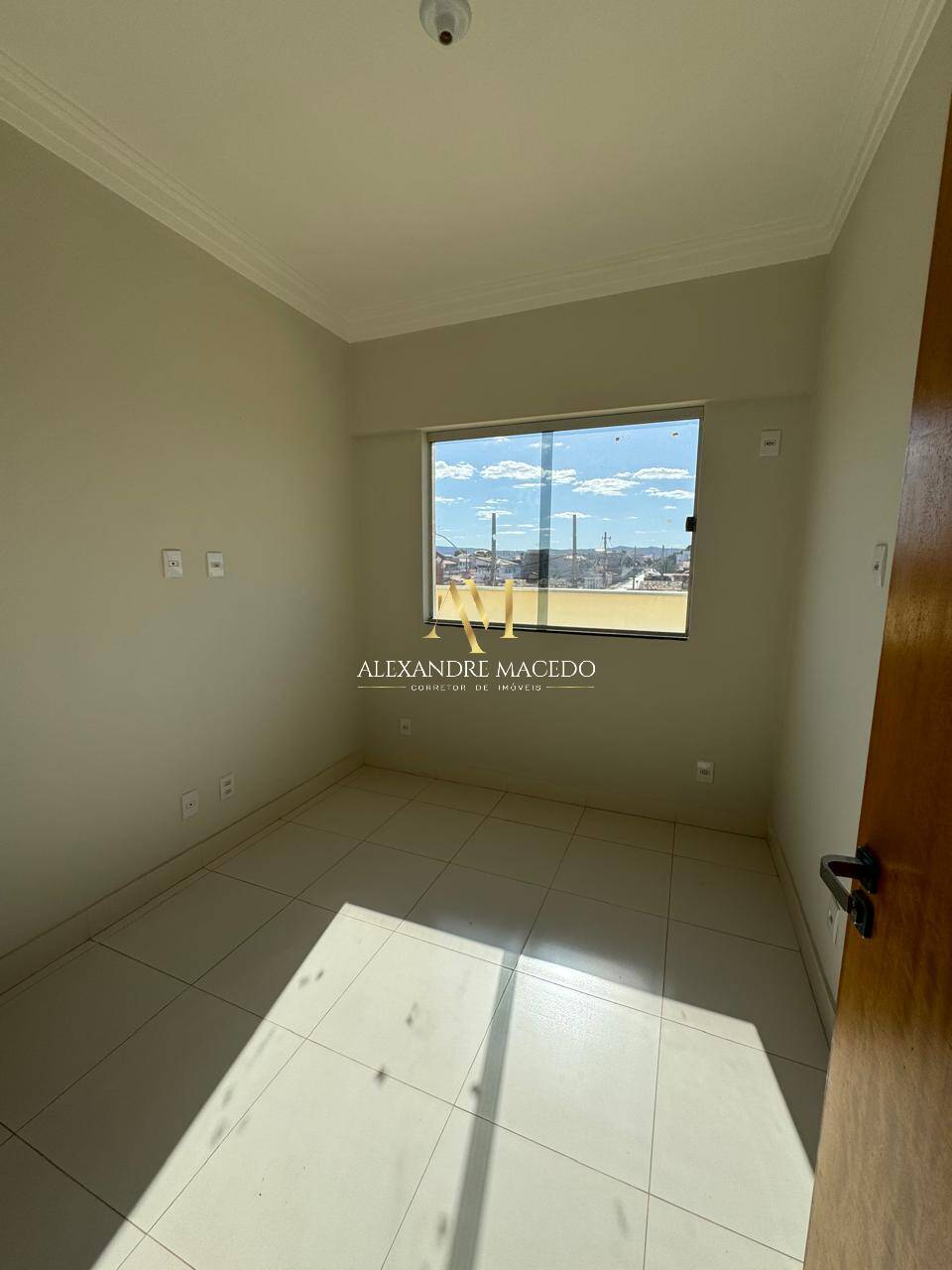 Apartamento à venda com 3 quartos, 102m² - Foto 7