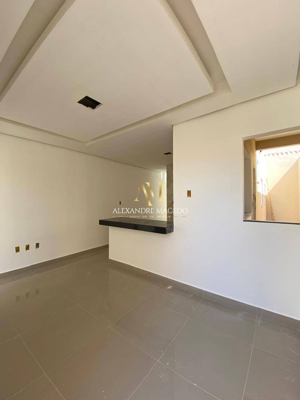 Casa à venda com 2 quartos, 100m² - Foto 12