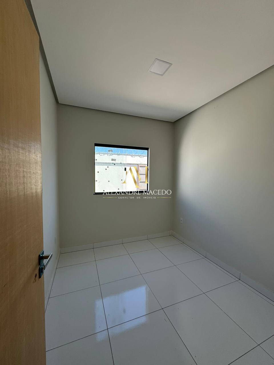 Casa à venda com 2 quartos, 50m² - Foto 5