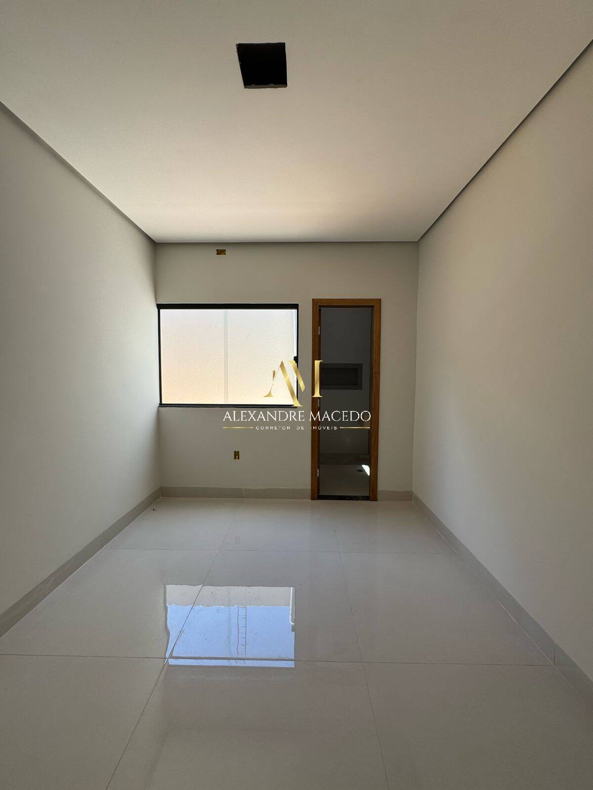 Casa à venda com 3 quartos, 65m² - Foto 7