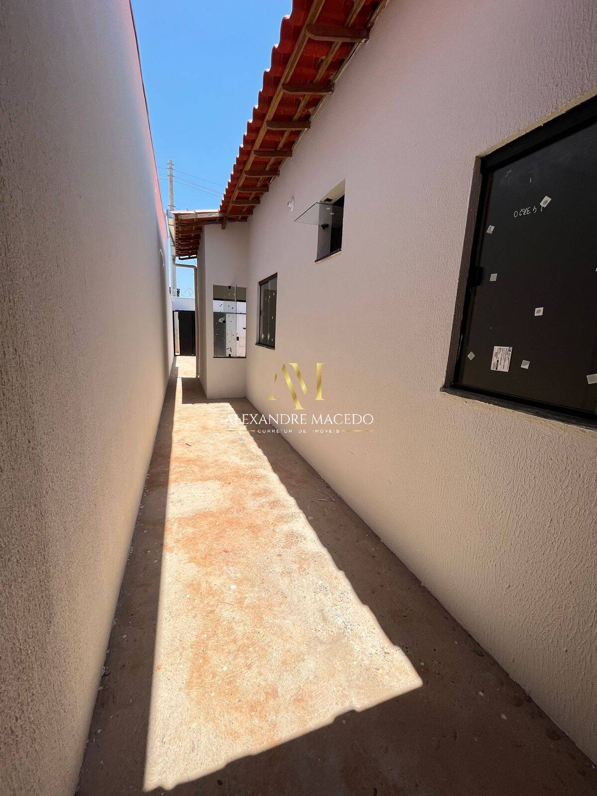 Casa à venda com 2 quartos, 45m² - Foto 12